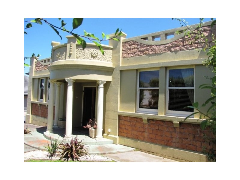 17 Agnes Street, Mount Gambier SA 5290