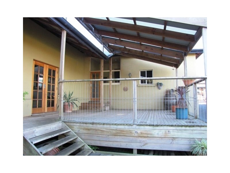 17 Agnes Street, Mount Gambier SA 5290