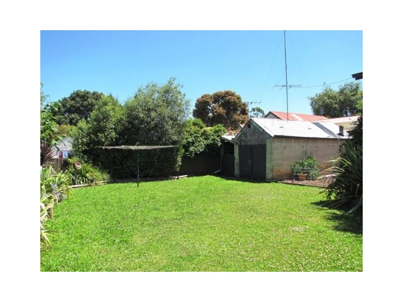17 Agnes Street, Mount Gambier SA 5290