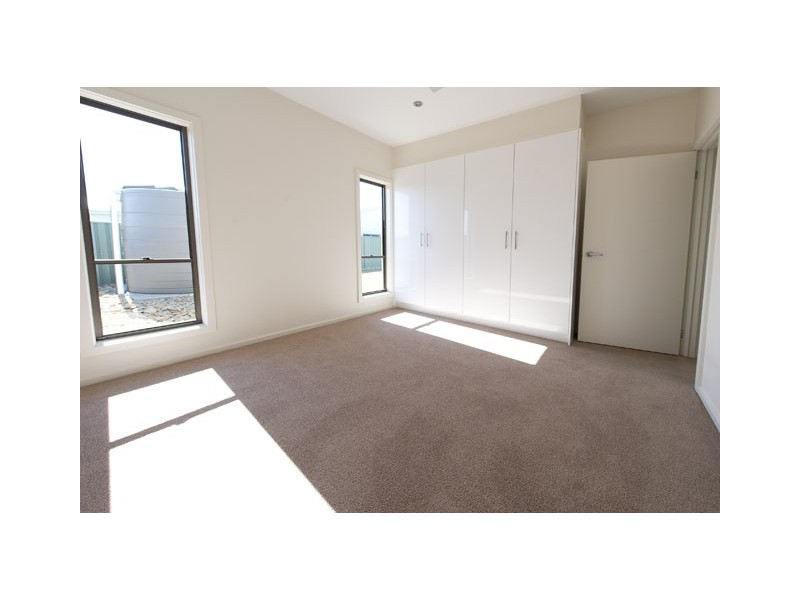 3 Colonel Light Place, Mount Gambier SA 5290