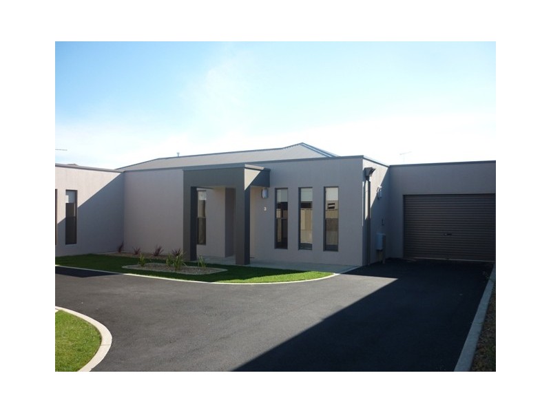 3/8 Bertha Street, Mount Gambier SA 5290