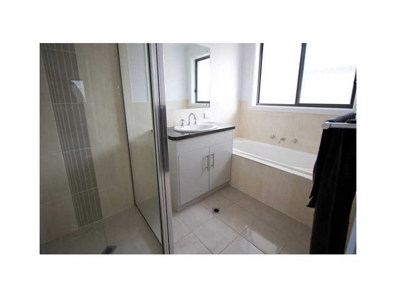 18 Gilmore Close, Mount Gambier SA 5290