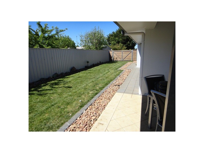 18 Gilmore Close, Mount Gambier SA 5290