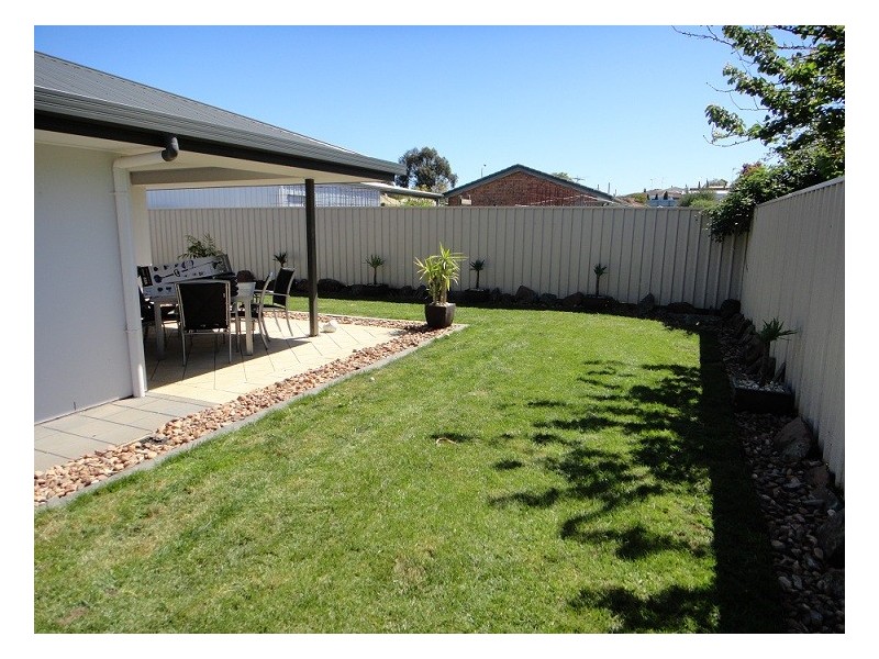 18 Gilmore Close, Mount Gambier SA 5290