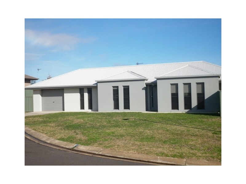 10 Kensen Court, Mount Gambier SA 5290