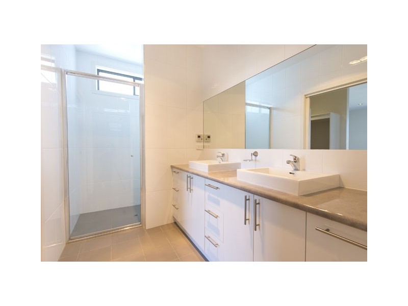 3 Colonel Light Place, Mount Gambier SA 5290