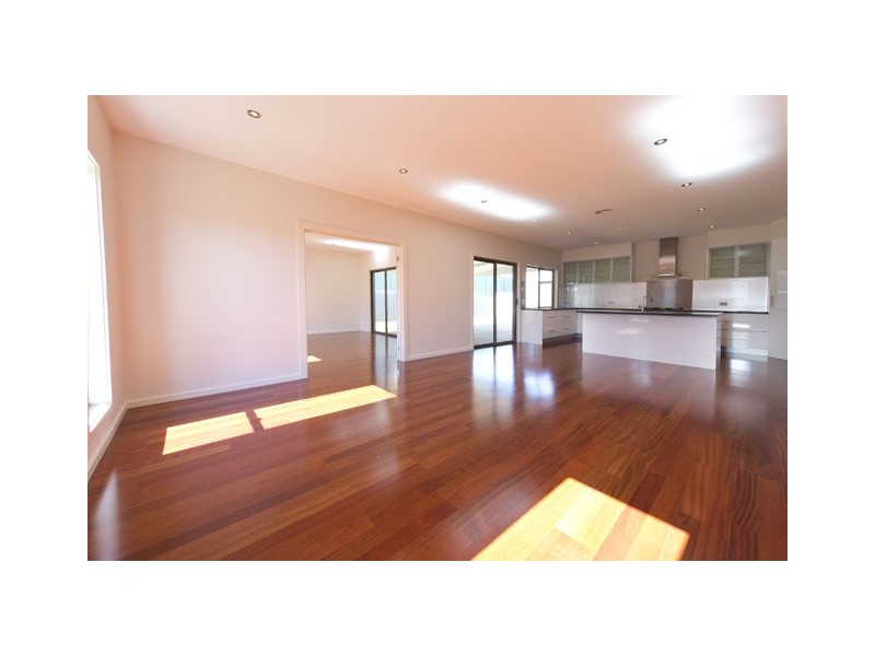 3 Colonel Light Place, Mount Gambier SA 5290