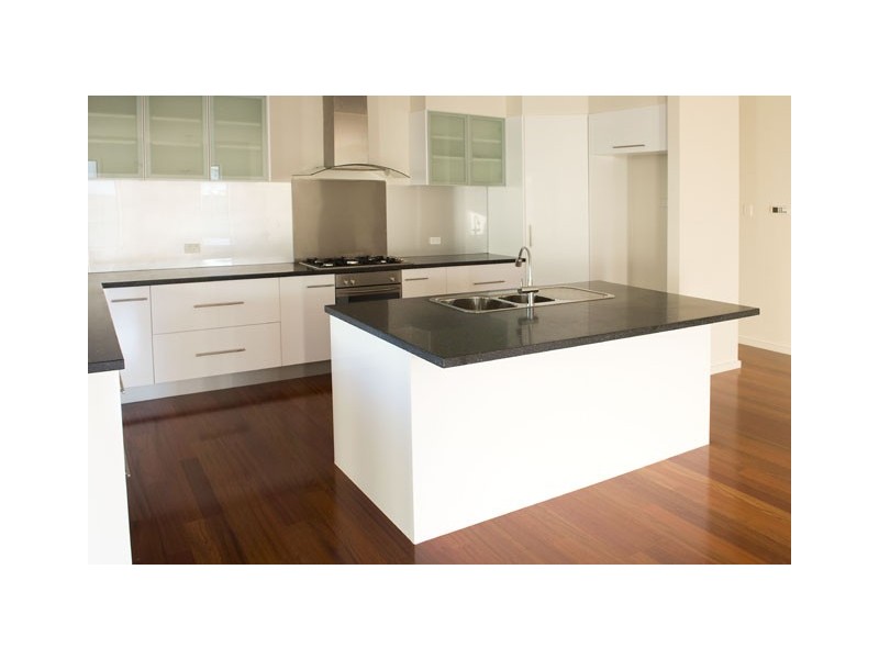 3 Colonel Light Place, Mount Gambier SA 5290