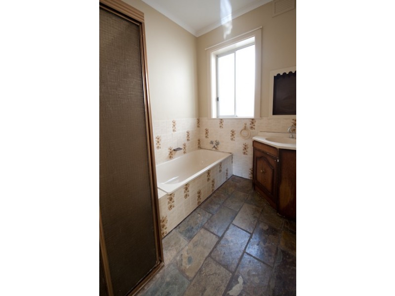 13 Agnes Street, Mount Gambier SA 5290