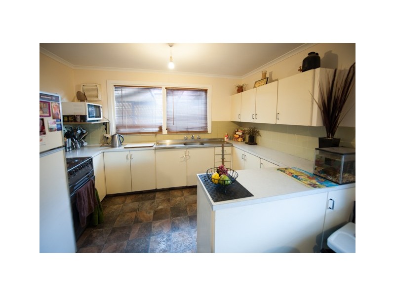 27 Playford Street, Millicent SA 5280