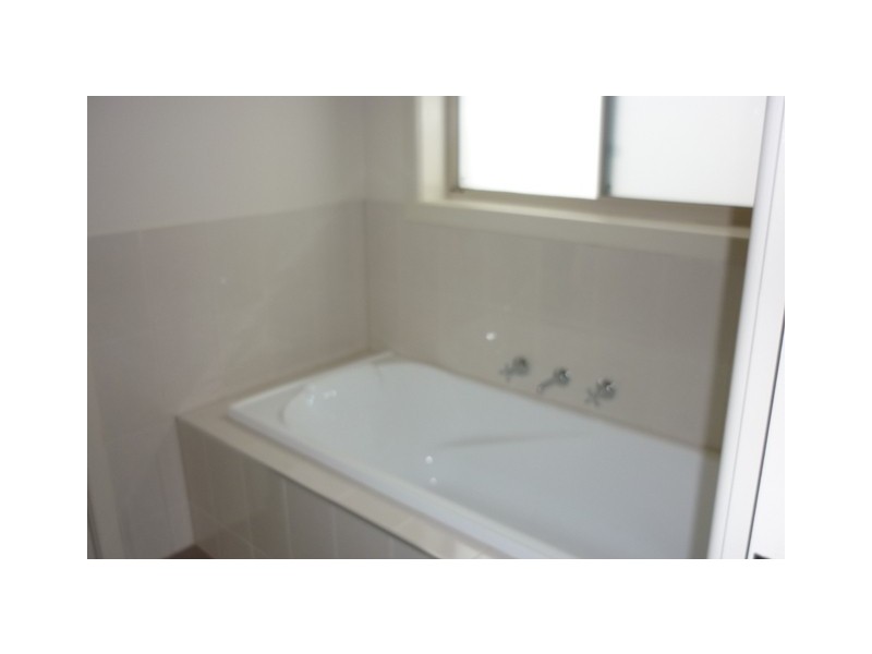 21 Queens Court, Mount Gambier SA 5290