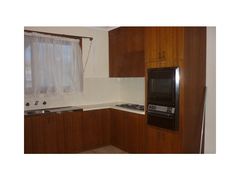 2/26 Doughty Street, Mount Gambier SA 5290