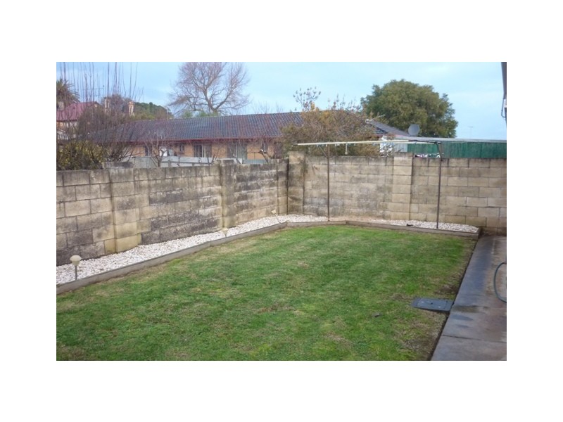 2/26 Doughty Street, Mount Gambier SA 5290