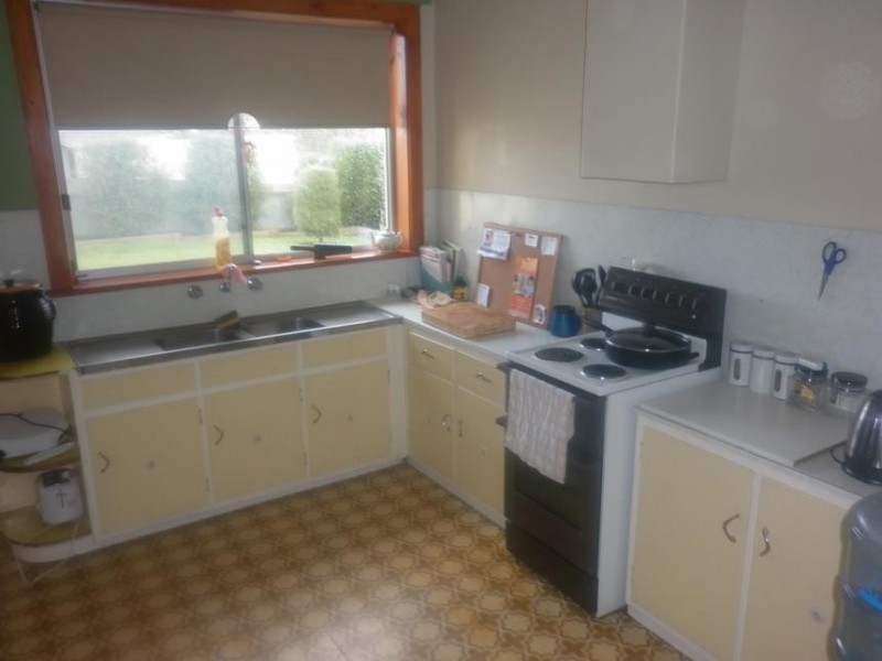 5 Birdwood Avenue, Mount Gambier SA 5290