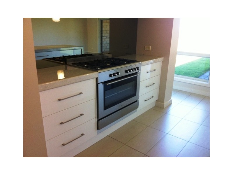 25 Hilltop Avenue, Mount Gambier SA 5290