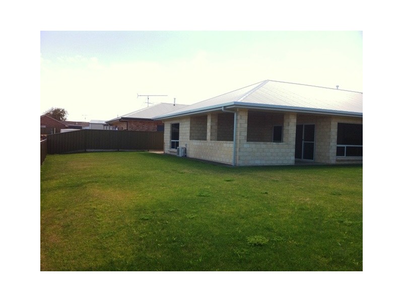25 Hilltop Avenue, Mount Gambier SA 5290