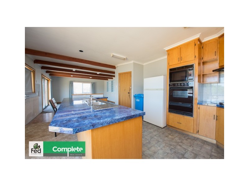 17 Peake Street, Mount Gambier SA 5290