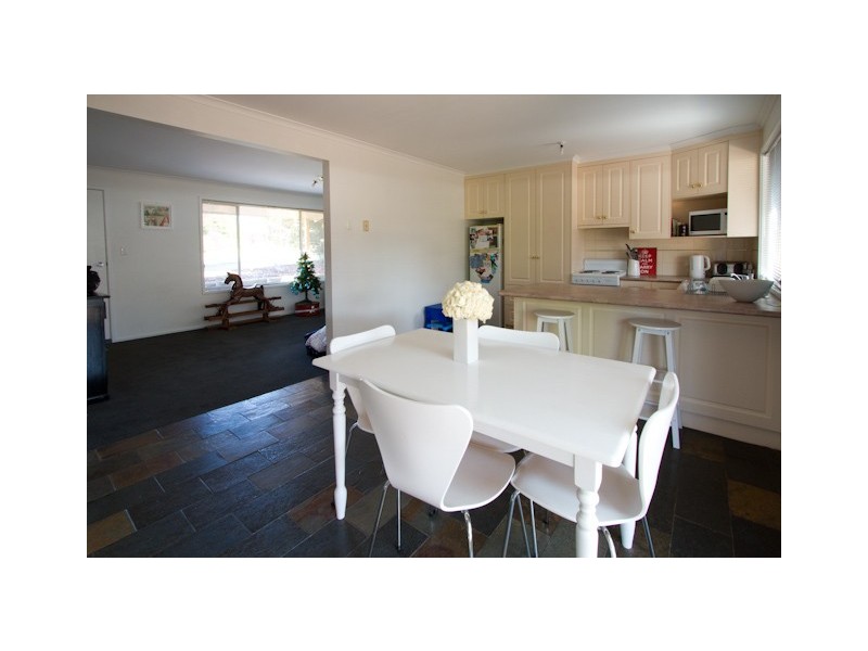 1 Balambool Avenue, Mount Gambier SA 5290