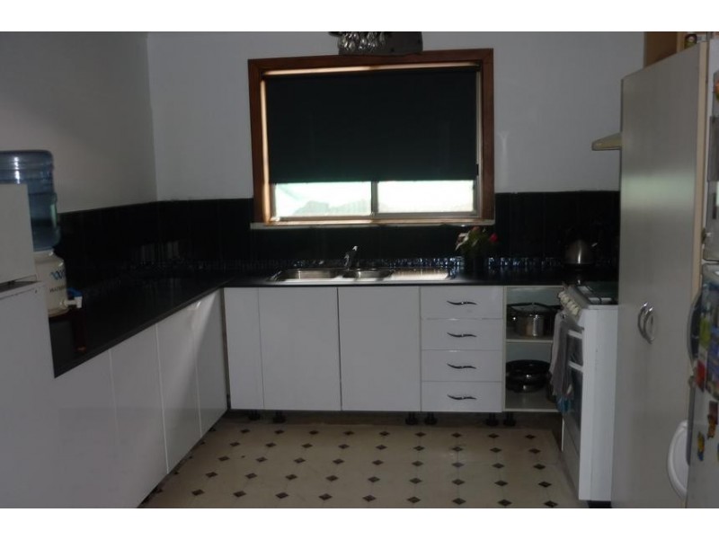 11 Gumbirra Court, Mount Gambier SA 5290