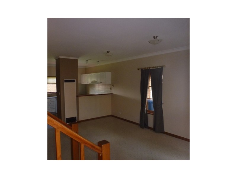 1/48 Crouch Street North, Mount Gambier SA 5290