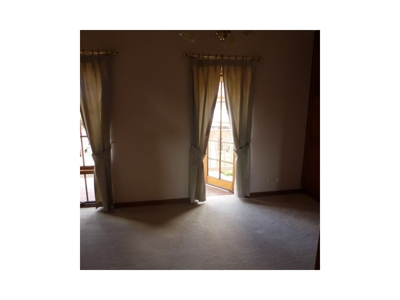 1/48 Crouch Street North, Mount Gambier SA 5290