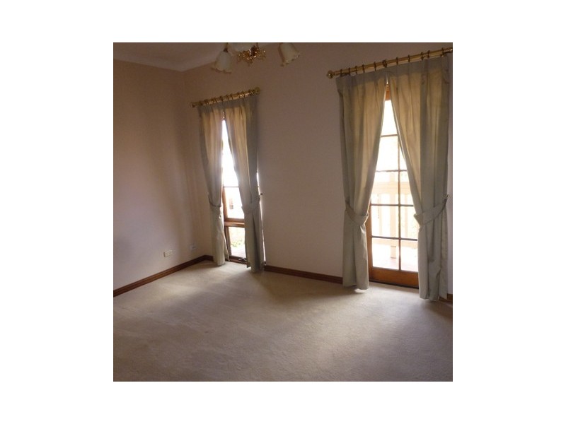 1/48 Crouch Street North, Mount Gambier SA 5290