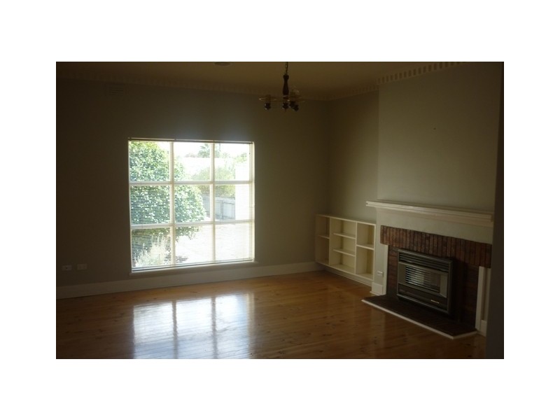 90 Crouch Street South, Mount Gambier SA 5290