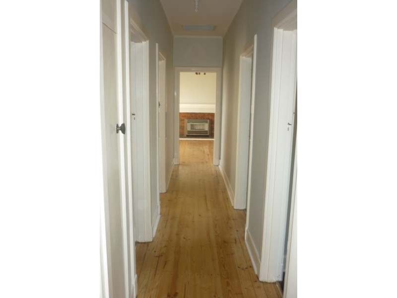 90 Crouch Street South, Mount Gambier SA 5290