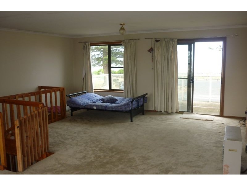 19 Sea Parade, Port Macdonnell SA 5291