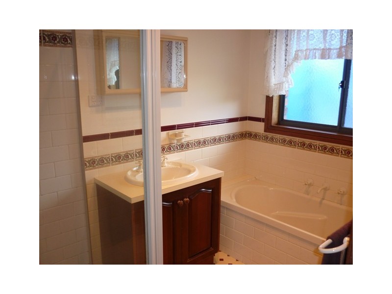 11 Montebello Drive, Mount Gambier SA 5290