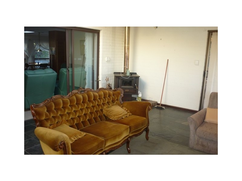 20 Lake Terrace WEST, Mount Gambier SA 5290