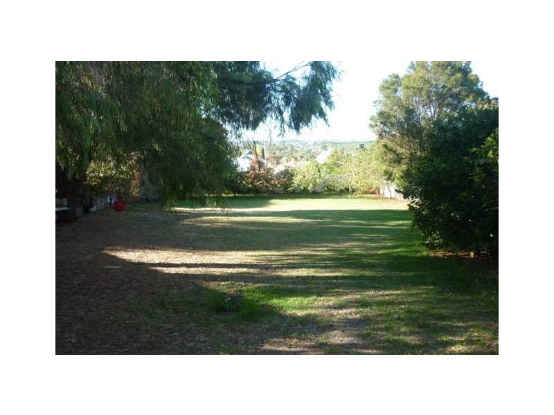 20 Lake Terrace WEST, Mount Gambier SA 5290