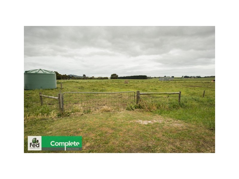 7 Whitehead Road, Moorak SA 5291