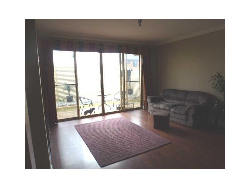 2/3 Hentey Street, Mount Gambier SA 5290