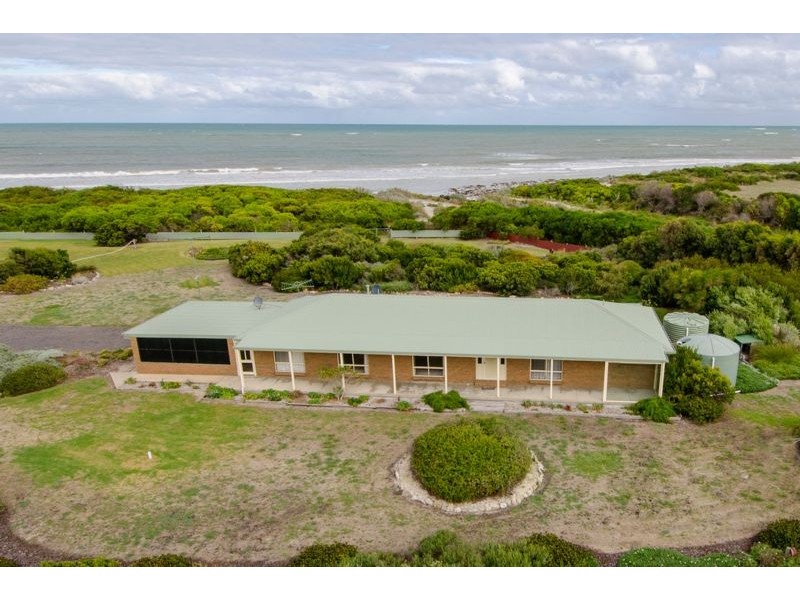 21 Eight Mile Creek Road, Eight Mile Creek SA 5291