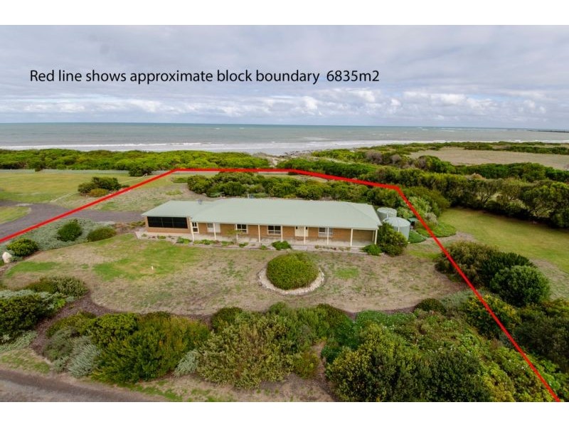 21 Eight Mile Creek Road, Eight Mile Creek SA 5291