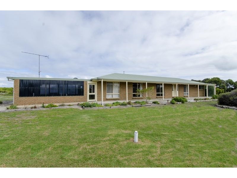 21 Eight Mile Creek Road, Eight Mile Creek SA 5291