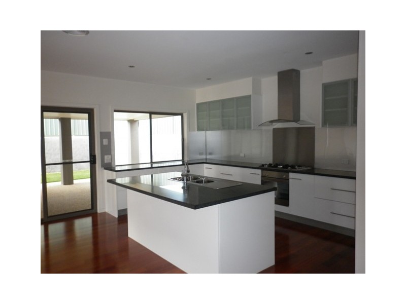 3 Colonel Light Place, Mount Gambier SA 5290