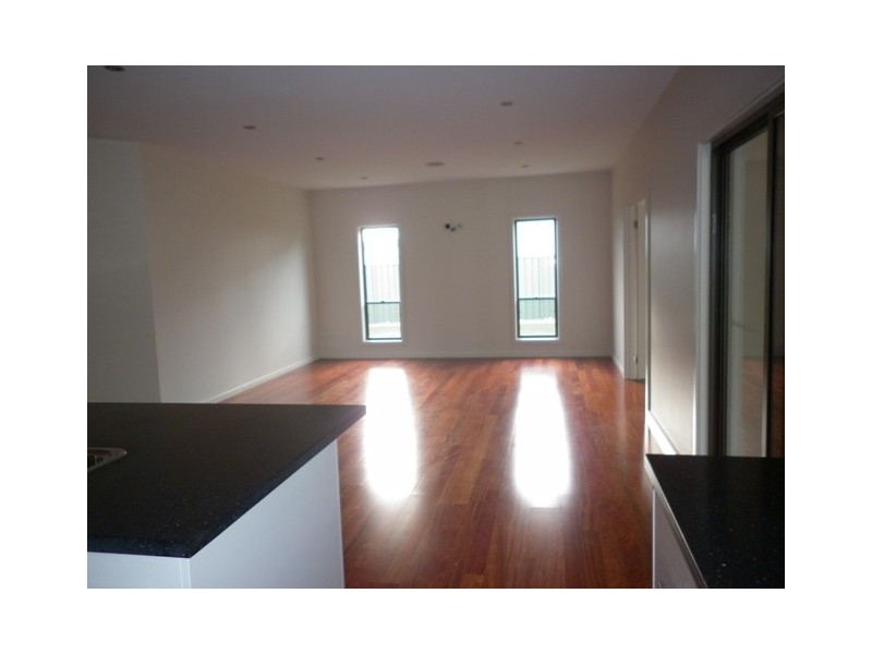 3 Colonel Light Place, Mount Gambier SA 5290