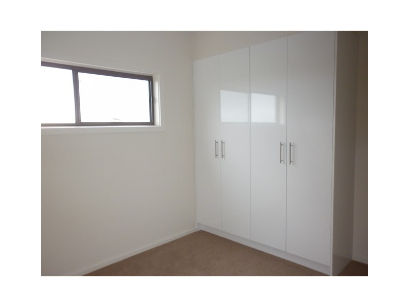 3 Colonel Light Place, Mount Gambier SA 5290