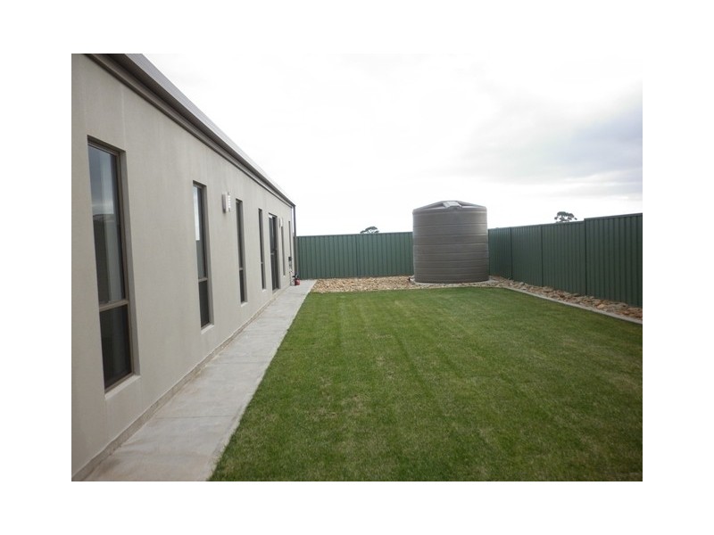 3 Colonel Light Place, Mount Gambier SA 5290