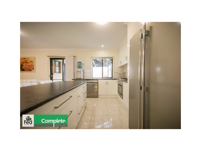 16 Mayflower Court, Mount Gambier SA 5290