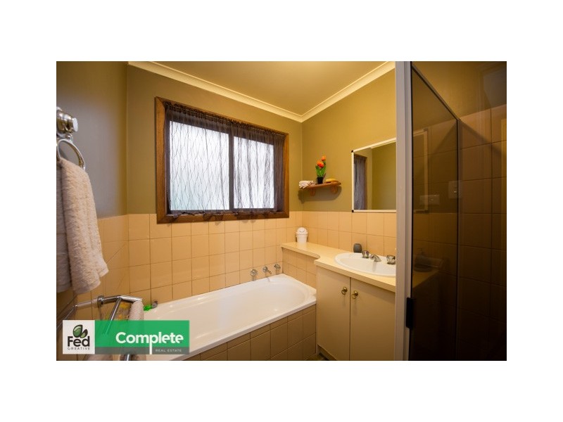 5 Balambool Avenue, Mount Gambier SA 5290