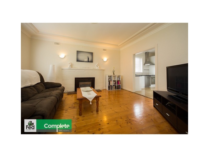 32 Umpherston Street, Mount Gambier SA 5290