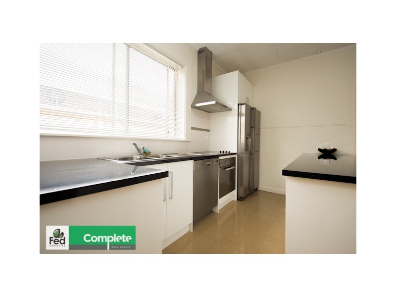 32 Umpherston Street, Mount Gambier SA 5290