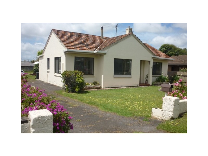 8 Umpherson Street, Mount Gambier SA 5290