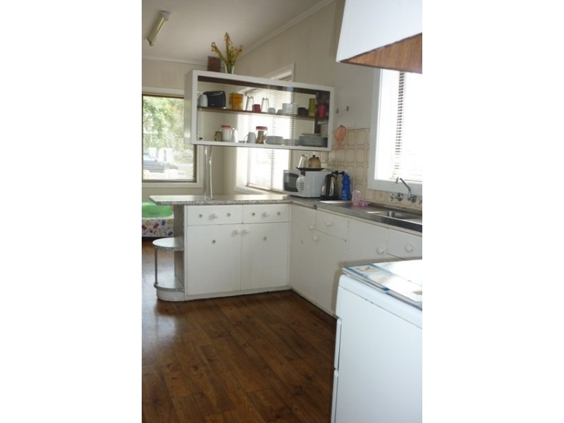 8 Umpherson Street, Mount Gambier SA 5290