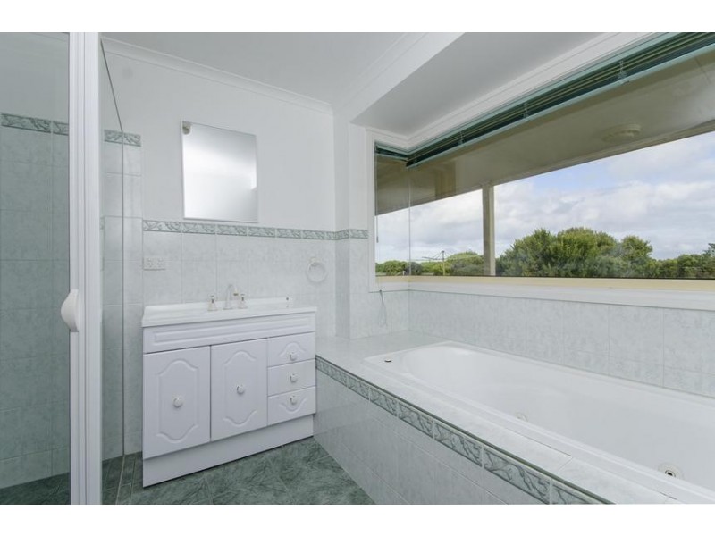 21 Eight Mile Creek Road, Eight Mile Creek SA 5291