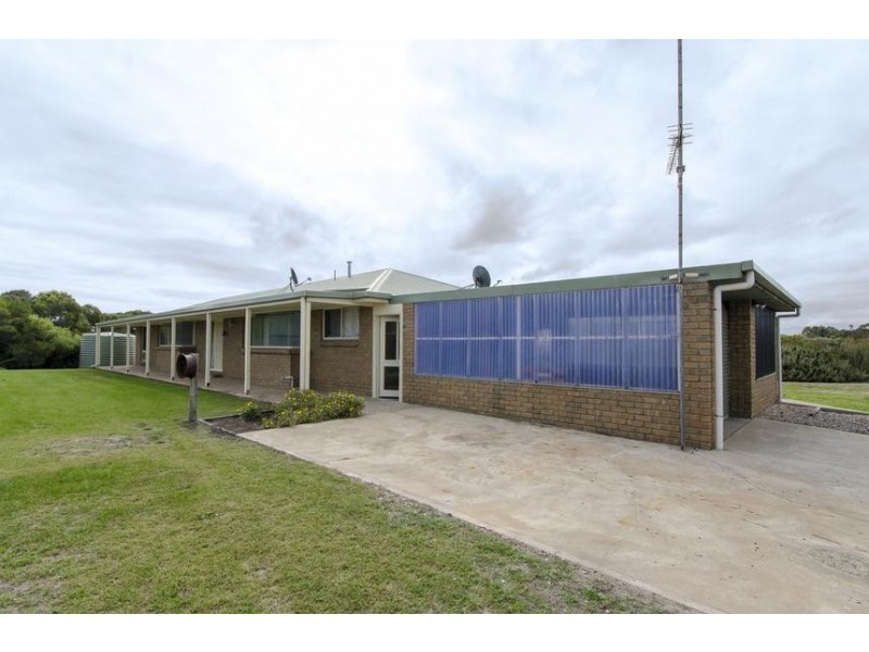 21 Eight Mile Creek Road, Eight Mile Creek SA 5291