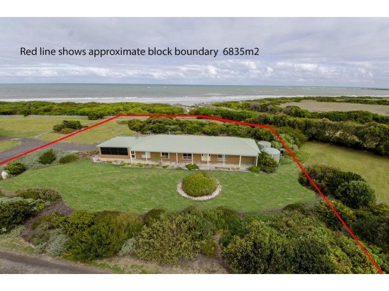 21 Eight Mile Creek Road, Eight Mile Creek SA 5291